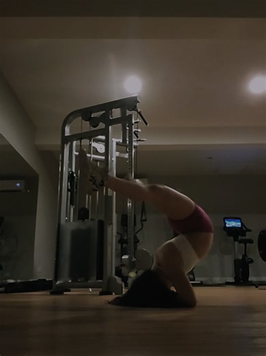 Late night gym session 😸💪#contortion #flexibility #fypシ #contortionist