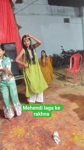 mehendi function dance video 🤗💚#dance #dancevideo #mehendifunction #trending #ytshorts #simpidancer