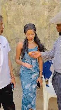 Elle m’a dit que c’est son père alors que c’était son mari je savais pas 🤣