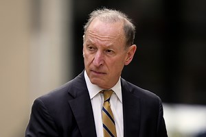 Longtime litigator Abbe Lowell becomes defender of Trump administration targets