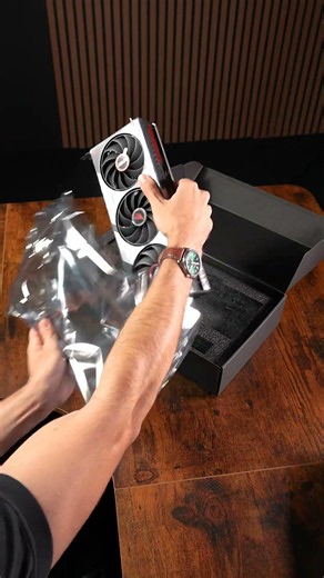 Let's Unbox the T1 GeForce RTX™ 5070 GPU! #t1 #rog #pcgaming #unboxing #asus