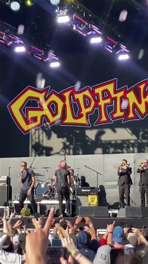 Tony Hawk sings "Superman" with Goldfinger! | SPIN