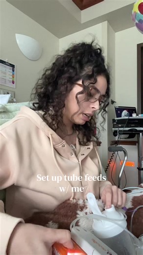 Setting Up Tube Feeds in a Hospital