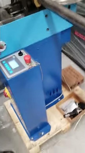 DOBLADORA DE TUBO CONTROL CNC 2"