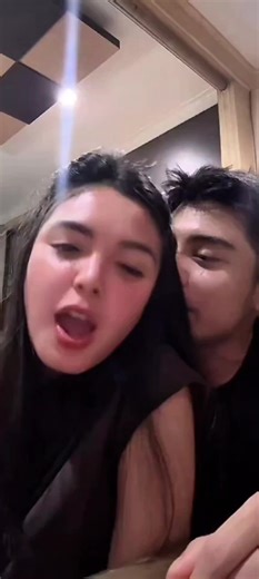 Belajar Bahasa Jawa dengan Claudia dan Riza