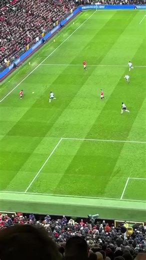 check out that Bruno nutmeg on Bassey and Sesko's fine finish #manchesterunited