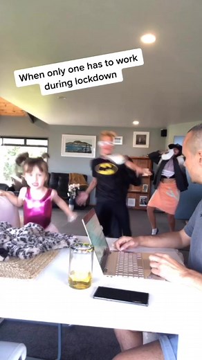 Day 15 NZ lockdown. Theme FUR. #fyp #isolation #newzealand #coronavirus @tiktokalips @arahia_kahura