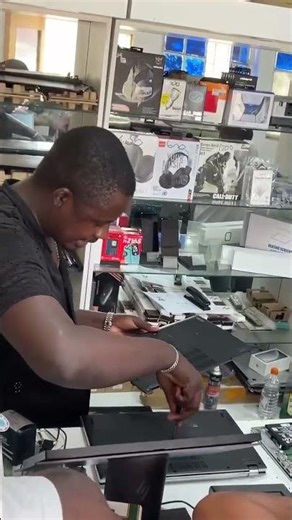 Coming movement of a new shop