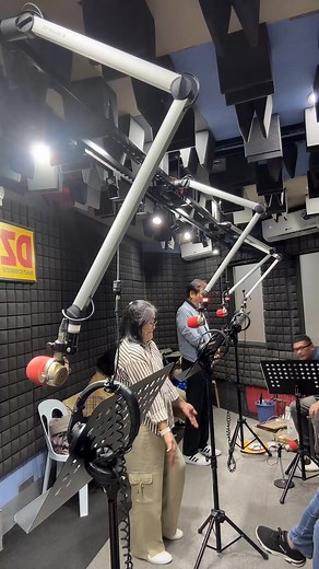 #LIVEhighlights #TikTokLIVE #LIVE #voiceacting #behindthescenes #radiodrama #lovestory ###classicdrama #dzrhdrama #voiceartist #voiceoverchallenge