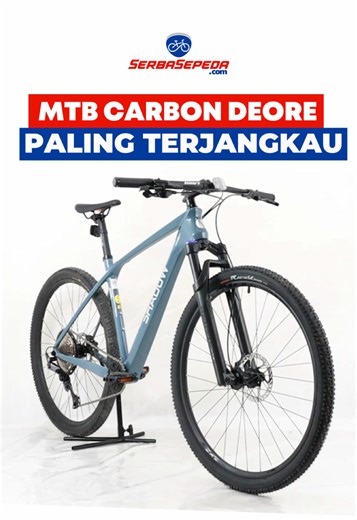 MTB Carbon TA Deore 12 Paling Terjangkau di Pasaran! 🚴‍♂️ Shadow Bone ini bukan MTB biasa! full carbon frame, Boost Thru Axle depan-belakang, Deore 12 speed, bobot cuma 12 kg-an! 🔥 Spek manteb seperti ini biasanya di harga belasan juta, tapi sekarang lagi SALE cuma 9 jutaan aja! 🤯 Cocok banget buat SobatSS yang cari hardtail extra rigid & ringan untuk XC. 📌 Value for money terbaik di kelasnya produk ini tersedia di toko offline dan website SerbaSepeda.com, dengan benefit tambahan : 💰Cashbac