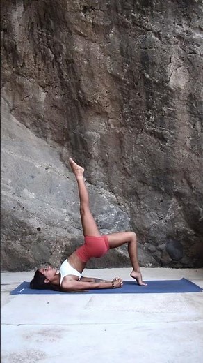 Easy Bridge Pose Variation - Free Yoga