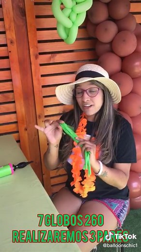 Tutorial on Making Balloon Palm Trees