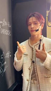 CDTV♪TBSテレビ on Instagram: "#CDTVライブライブ インスタ限定！激レア★サインムービー配信中 #NEXZ のみなさん 「Ride the Vibe (Japanese Ver.)」を披露していただきました！ デビューされてから間も無いですが、 今年の活躍が楽しみになるようなパフォーマンスでした！ 飛躍の一年になりますよう応援しています！ 素敵なステージをありがとうございました🎶 2025年もよろしくお願いいたします♡ #CDTV #TBS"