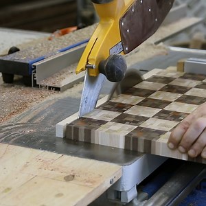 159K views · 1.6K reactions | Using wood scraps to create this beautiful chaotic chessboard  | UNILAD Tech | Facebook