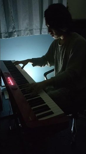 誰もいない家で「初音ミクの消失」弾いてみた #ピアノ #弾いてみた #ボカロ