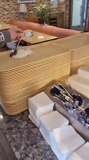 Exploring a Cafeteria Buffet Experience