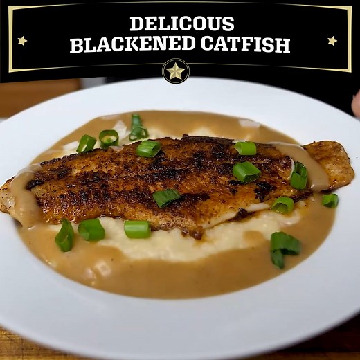 Making Catfish & Cheesy Grits with Cajun Gravy | Smokin' and Grillin' with AB