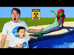 My Mommy Turned into a ZOMBIE Mermaid!