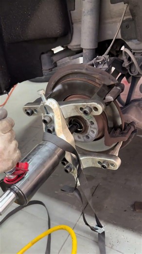 How One Bad Brake Job Kills Your Wheel Bearings In 10 Miles #automobile #lucidcaroftheyear