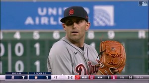 Renato Núñez' diving stop