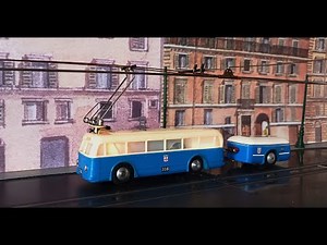 Trolleybus H0 with freight trailer