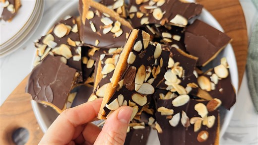 Irresistible Chocolate Toffee Bark Recipe - Chowhound