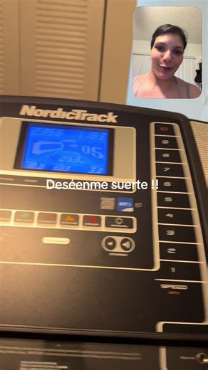 Kelly (@kellyana111)’s videos with sonido original - Kelly