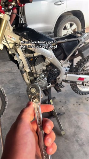 How to Properly Reassemble a Socket