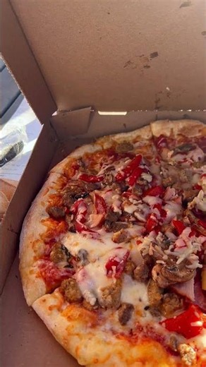 MOD Pizza Review 🍕 The Pizza Won... The Dessert Didn't