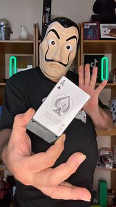 CARD CHANGE IN A FLASH 🪄 MAGIC TRICK REVEALED #magic #foryou #tricks #magician #magictricks | The Mask Magic Tricks Revealed