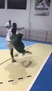 86K views · 87 reactions | Etiqueta a tu amigo el "Suavecito" jajaja se super mamó | Memes de Fútbol | Facebook