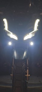 Done installation mga papi! Salamat sa pag avail ng ating mga promo packages mga papi! Honda Adv160 Senlo X1 Plus PIAA promo package 5000 pesos all in 🆘️ Senlo X1 Plus 60watts 🆘️ Msm 3way switch 🆘️ Passing lights 🆘️ Stainless led bracket 🆘️ PIAA dual horn set up 🆘️ Stock horn selector 🆘️ Rapid mode 🆘️ Combo lights Complete materials, No cut wirings, No void on Casa warranty! Shop location: https://maps.app.goo.gl/5BCV84ZztmXNdGyz7?g_st=ac Salamat po! #SOS #YouveGotWired #Since2014 | Scoo