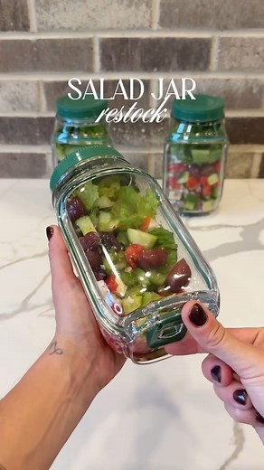 9.8K views · 23 reactions | Salad restock with the genius jar containers 綾✨ Keeps everything fresh, layered, and ready to grab all week!  Comment “LINK” if you want to see the jars I use. #saladjar #mealprepideas #amazonbestseller #amazonkitchenfavorites #asmrvlog | Interior Decor Paradise | Facebook