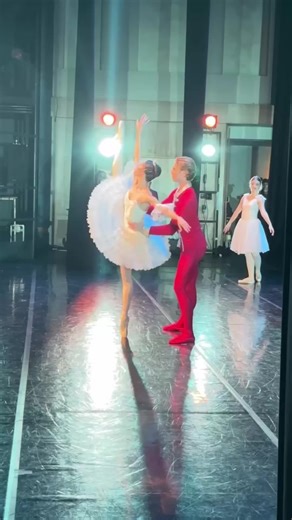 Nutcracker ✨ Dancers: Elisaveta Kokoreva & Daniil Potaptsev Παραγωγή: International Art Bureau - Nina Avramenko #kokoreva #bolshoi #ballet #dancers #thessaloniki