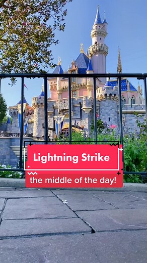 I can’t believe I caught this on video! #disneyparks #disneyland