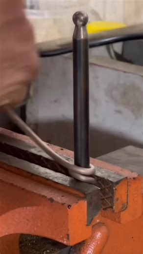 Crafting a Beautiful Silver Bracelet