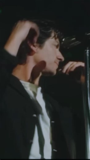 The Beauty of Arctic Monkeys Live: Alex Turner Highlights