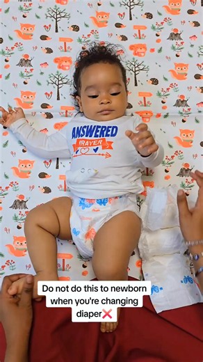 Essential Tips for Changing Your Baby's Diaper Safely