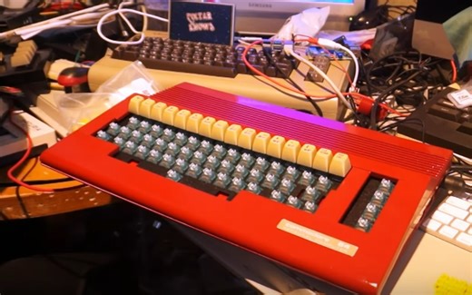 A New Mechanical Keyboard For An Old Computer