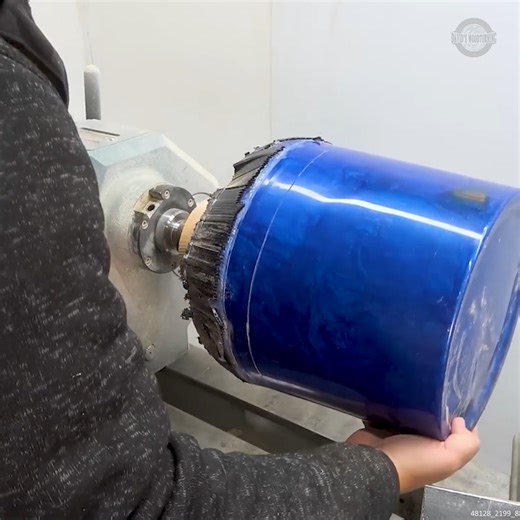 Woodturning a Very Special URN | David's Woodturning