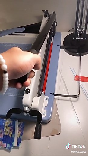 Creating Stunning 3D Posters: A Step-by-Step Guide