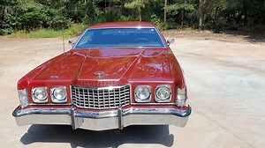 zu verkaufen 👍😀 14900 € ‼️ 😎👍 Ford Thunderbird Hardtop-Coupe 1973 Motor V8 429 cui 4V, 7 Liter Hubraum Automatikgetriebe C6 (überholt, mit neuem Shiftkit) natürlich mit Servolenkung, Bremskraftverstärker und Scheibenbremsen vorn, Die elektrische Sitzverstellung und die elektrischen Fensterheber funktionieren. Die Innenausstattung ist in top-Zustand. Das originale Radio ist vorhanden, aber ohne Funktion. Im Handschuhfach ist ein modernes Radio verbaut. Die Karosserie wurde irgendwann einmal i