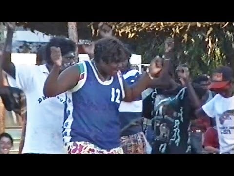 Brolga dance: Aboriginal traditional dancing, Australia (2)
