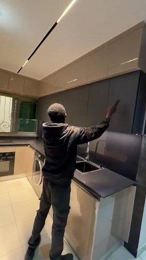 #Spécialistes de la menuiserie bois sur mesure, nous transformons vos projets en pièces uniques.