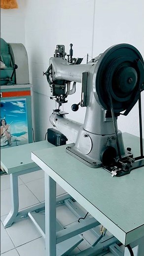 Sewing machine / Adler 105-25mo