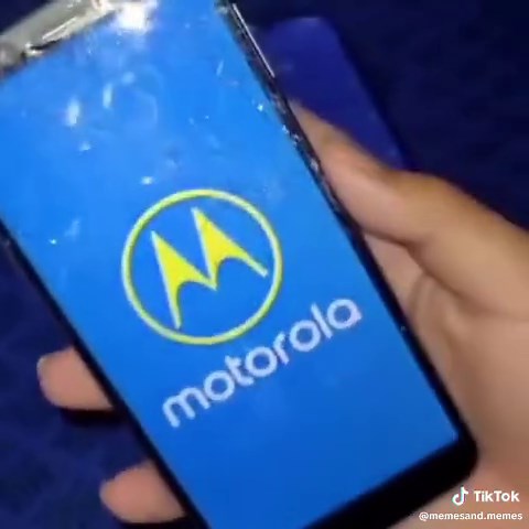 Creeper Phone Case Memes: When Phones Explode!