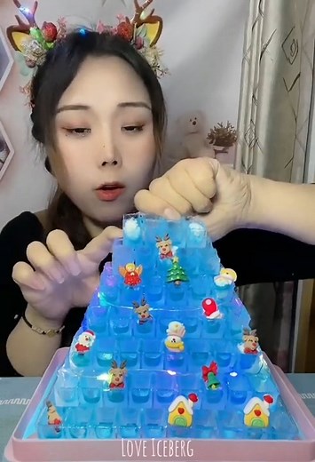 23K views · 545 reactions | ICE CUBE EATING - ICE EATING - THIN ICE EATING | Mukbang Review | Facebook
