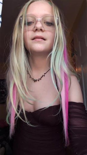 Emma Morgan (@i_love_my_boyfreind_c.e)’s videos with 7 am by lil uzi vert - 🎵