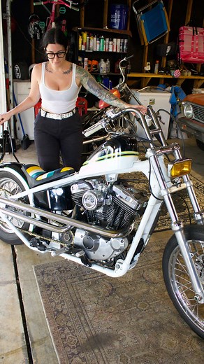 learned how to adjust my push rods & install cam gears PS I’m the worst at videoing 😆 but that’s not the point here #growth #education #learnsomething | Shelbyplaia