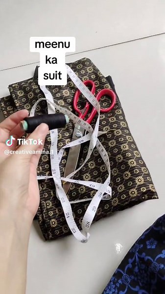 #StitchingTutorial #LittleDressFrock #DIYKidsClothes #SewingForBeginners #DressMaking #MomAndDaughterFashion #SewingTutorial #KidsFrockDesign #HandmadeDress #SewingWithLove #SewingForKids #FrockDesignTutorial #EasySewingTutorial #SewingForDaughters #FashionForLittleGirls